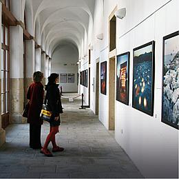 Vzdělávací a kulturní centrum J. Hradec